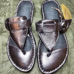 Born Sandals